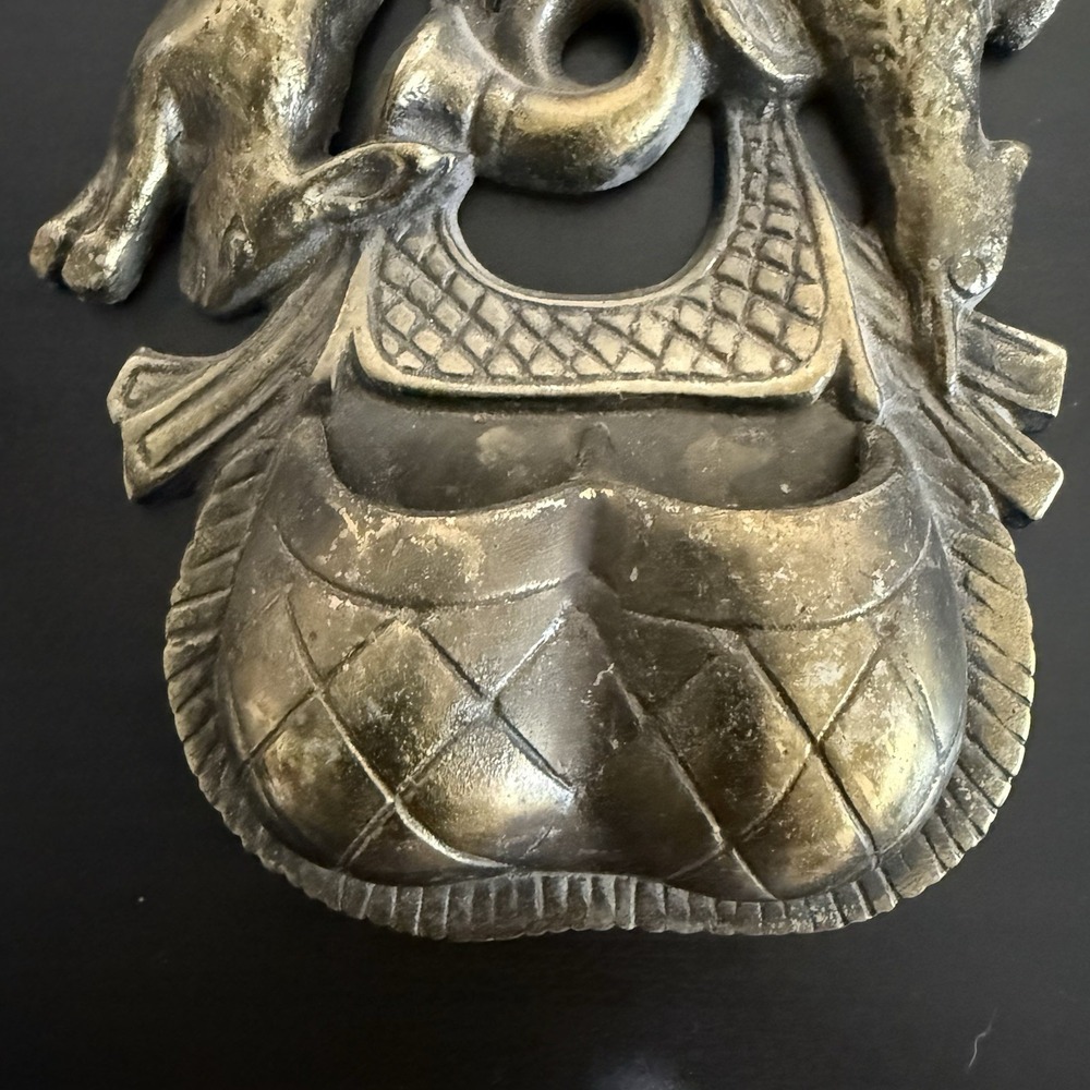 Vintage Cast Metal Match Safe Wall Pocket Old English Hunting Decor Game Bag - Picture 8 of 9